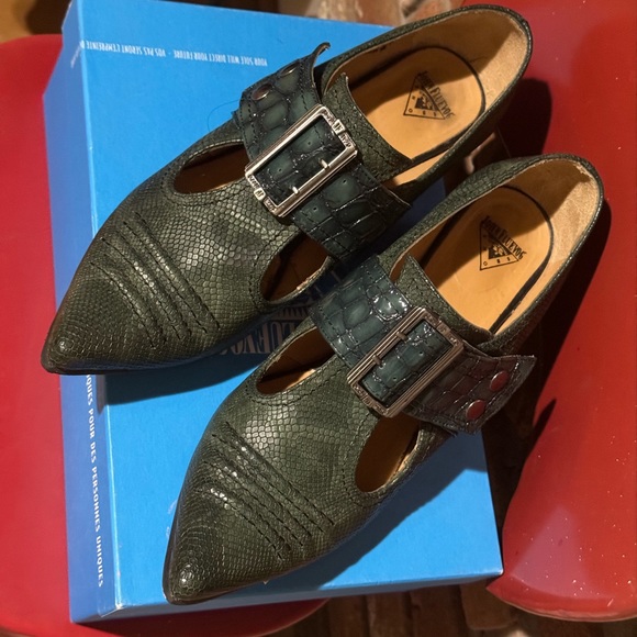 Fluevog Pilgrim Green Snakeskin - Picture 2 of 5